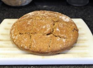 Pan de espelta de levadura madre hecho con cariño por Elena de O Carballiño, Ourense.