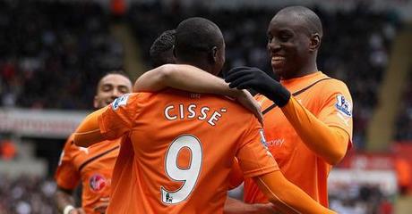 El Swansea pone el fútbol, Cissé los goles