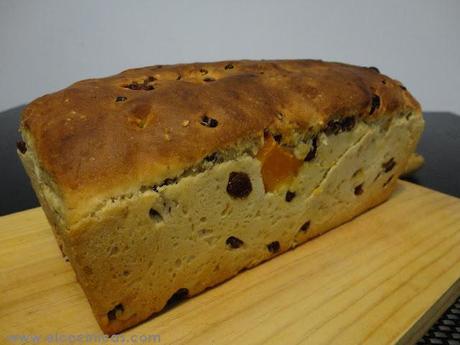 Pan de albaricoques y pasas