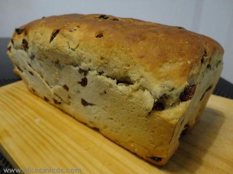 Pan de albaricoques y pasas