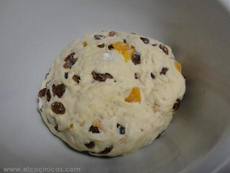 Pan de albaricoques y pasas