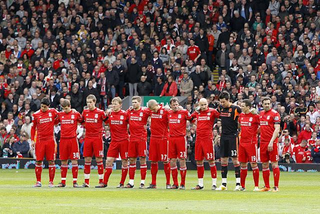 EL ASTON VILLA SALE VIVO DE ANFIELD