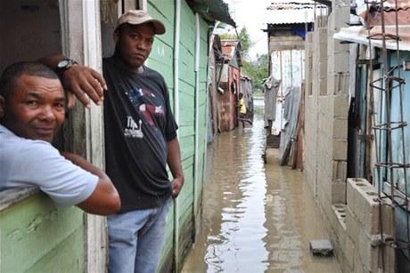 COBERTURA: Cientos de casas inundadas en Santiago