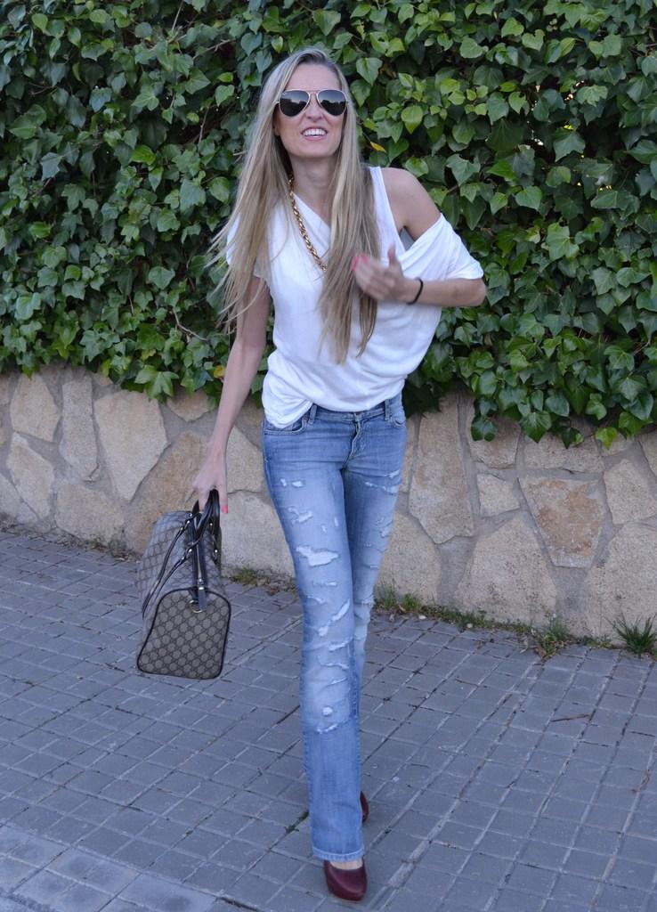 Jeans and white