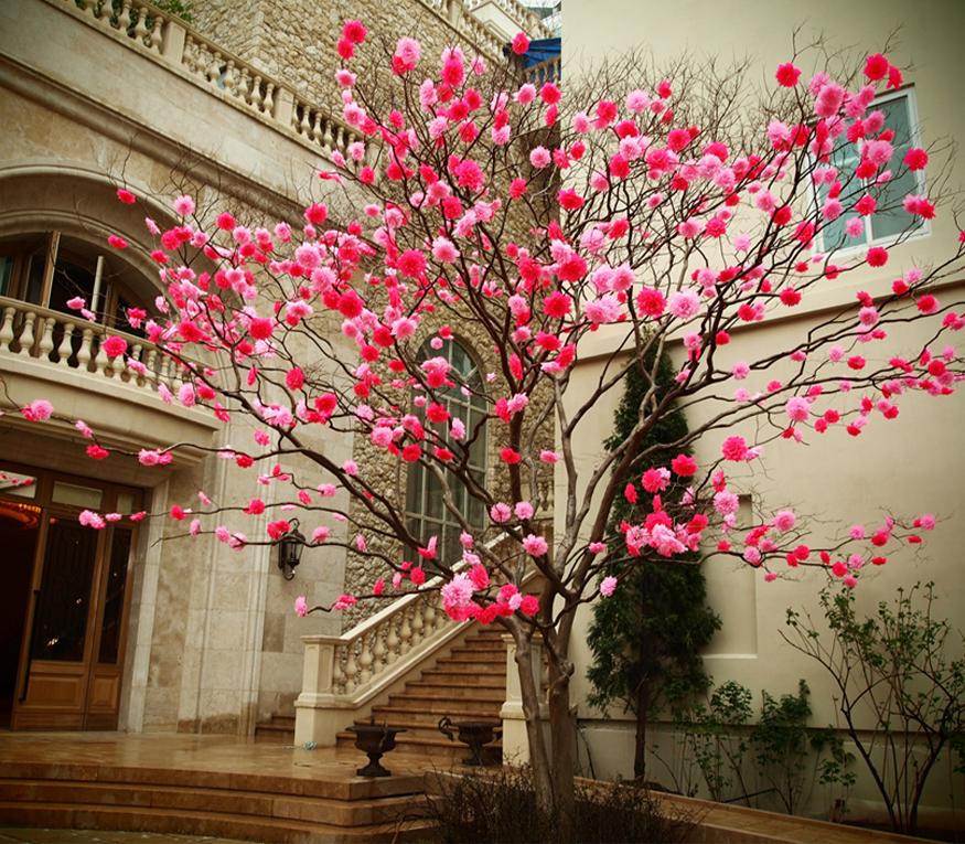 Jardin ciudad arte 01 Instalacion artistica primaveral