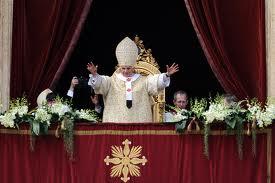 MENSAJE URBI ET ORBI: CRISTO, CONSUELO PARA LOS PERSEGUIDOS POR LA FE