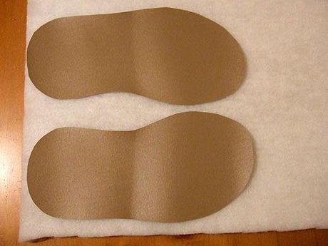Reciclar una toalla para hacer pantuflas 3.jpg