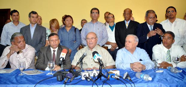 LEONARDO AGUILERA: Un fiel ejecutor de Don Hipólito Mejía