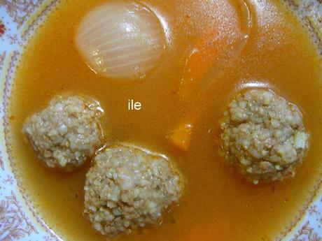Albondigas en caldo