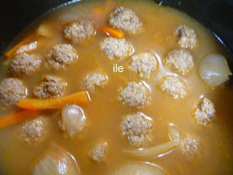 Albondigas en caldo
