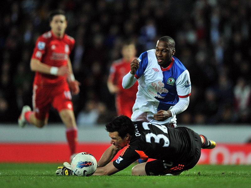 Carroll apuntilla al Blackburn!