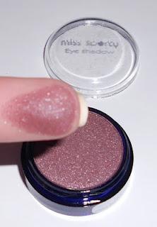 Regalos del sorteo Soñando ante mi espejo