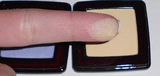 Regalos del sorteo Soñando ante mi espejo