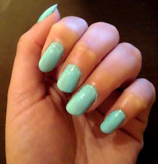 DIY : Esmalte verde agua .