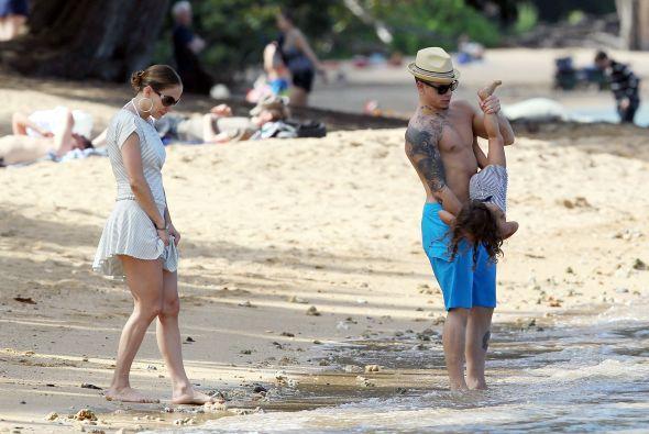 Jennifer López es muy esplendida, ¡rentó una playa para sus hijos!