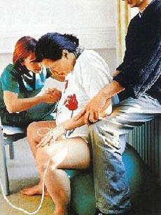 Qué es, ventajas y desventajas del parto en cuclillas