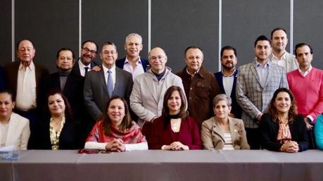 Presentan programa Diez Razones para Avanzar en trámites urbanos