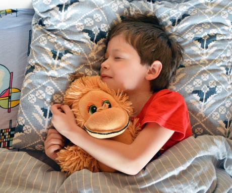 Cómo ayudar a tu bebé a aprender a dormir solo