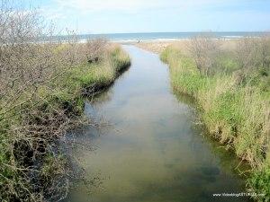 Playa de Vega en Ribadesella: arroyo Acebo