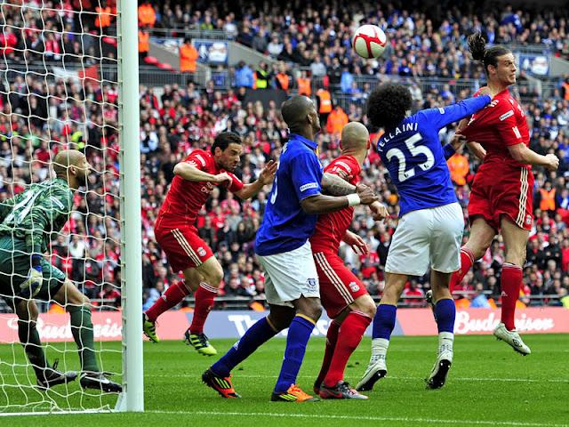 Triunfa la ambición red