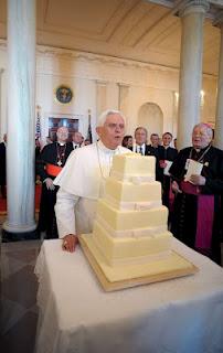 Hoy Benedicto XVI cumple 85 años (y en 3 días, 7 años como Papa)