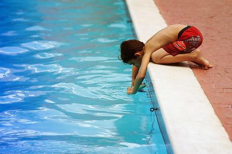 Ayudar al niño a superar el miedo a nadar