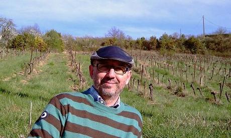 Heureux celui qui habite entre vignobles