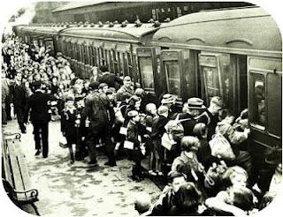 Reseña LAS HORAS DISTANTES