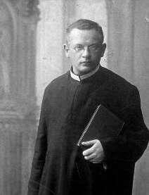 Tres sacerdotes católicos se hundieron con el «Titanic» orando con los pasajeros y confesándolos: rehusaron abandonar el barco en los botes salvavidas