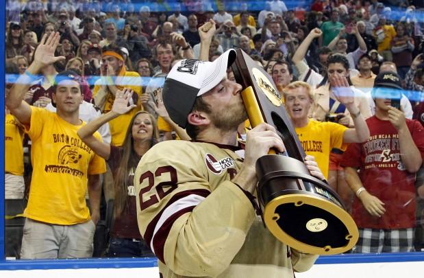 Colorado firma a Paul Carey