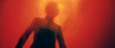 Más allá del arco iris negro (Beyond the Black Rainbow)