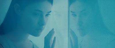 Más allá del arco iris negro (Beyond the Black Rainbow)