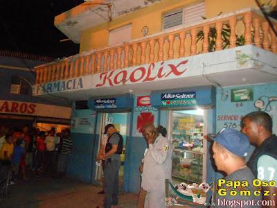 Un muerto, un herido en un asalto en farmacia de Santiago