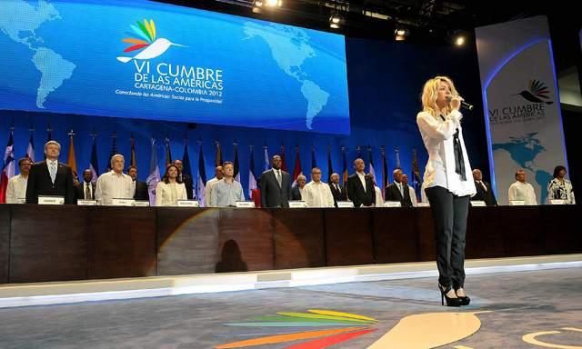 Shakira deslumbró con su belleza en la Cumbre de las Américas