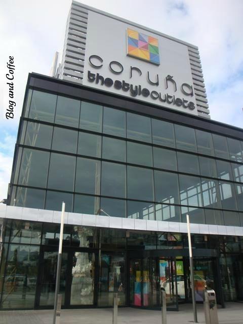 “Una blogger, un maniquí” + Sorteo tarjeta regalo de 100 euros para el look más votado cortesía A Coruña TheStyleOutlets