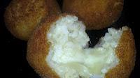 Arancini de mozzarella y queso curado