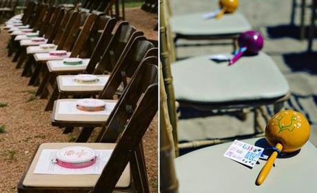 A Kiss of Colour. Alternativas al arroz en la ceremonia-maracas y panderetas/Rice alternatives at the ceremony-maracas and tambourine Alternativas al arroz en la ceremonia-maracas y panderetas/Rice alternatives at the ceremony-maracas and tambourine