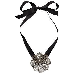 hairband Parisian Sisters: ¡4 Estilos para cada momento de la vida de una mujer!