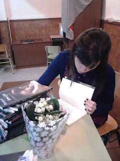 Ana Pomares: Encuentros con Autor en el Colegio Sagrada Familia de Alcoi