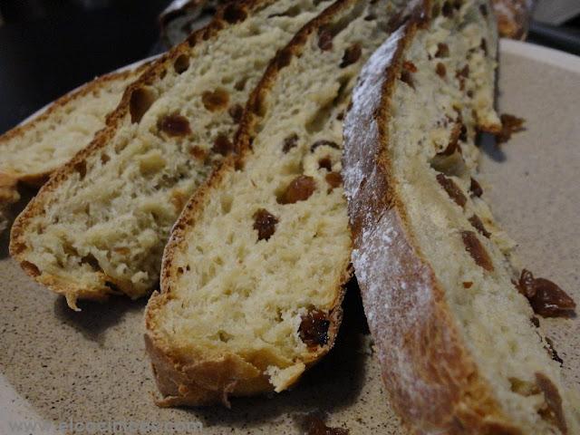 Pan de mango y pasas