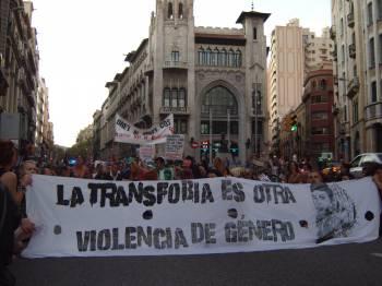 Medios afines al PP dan por hecho que la cirugía de reasignación de las personas transexuales será victima de los recortes