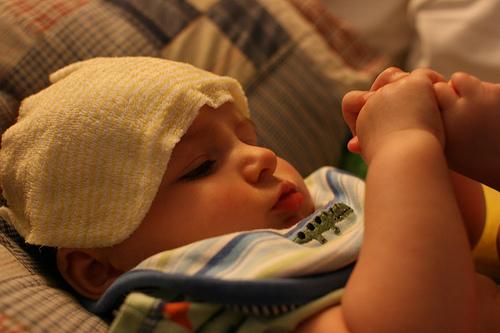 ¿Cómo saber si el bebé tiene fiebre?