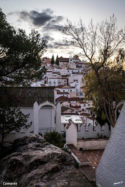 COMARES