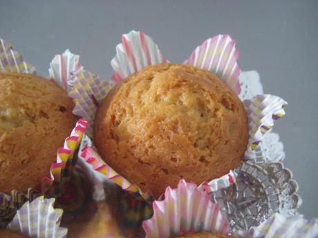 MAGDALENAS DE NATA Y FRAMBUESA