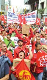 Los consejos socialistas de trabajadores y trabajadoras.
