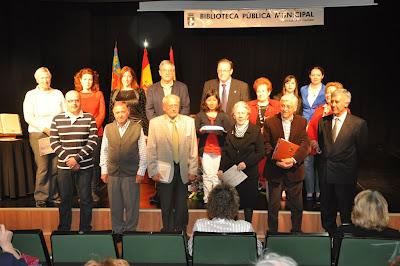 Ana Pomares y Amelia Pomares en el Día del Libro 2012: Homenaje a los autores en Pilar de la Horadada