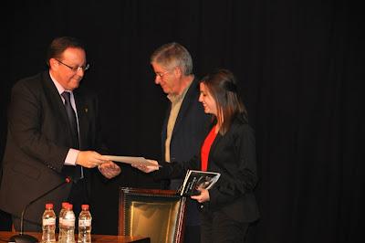 Ana Pomares y Amelia Pomares en el Día del Libro 2012: Homenaje a los autores en Pilar de la Horadada