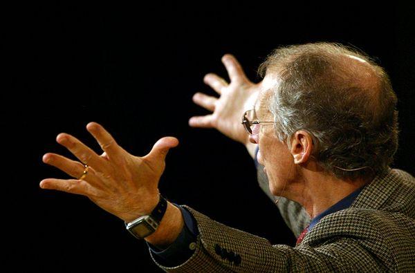 John Piper declaró estar 'sorprendido' de seguir siendo cristiano
