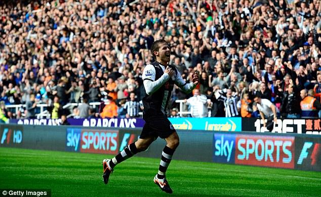 Cabaye hace estallar St.James Park.