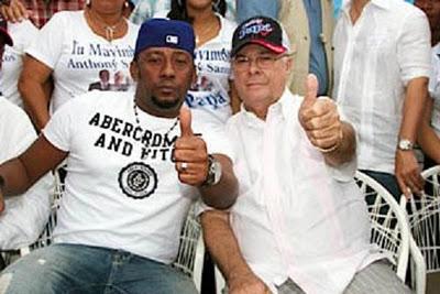 ANTHONY SANTOS CON PAPÁ...